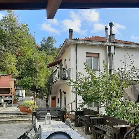 La Tana Dei Conigli Apartment